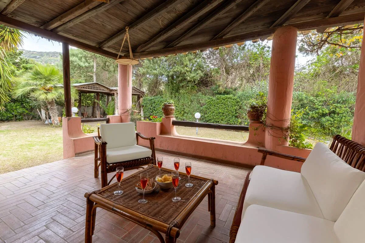 Villa con Giardino a pochi passi dalla Spiaggia foto 3