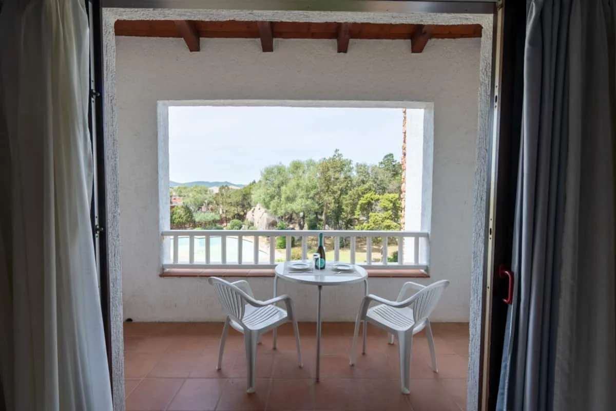 Vista sulla piscina confortevole a 9 minuti dalla spiaggia di Ira foto 7